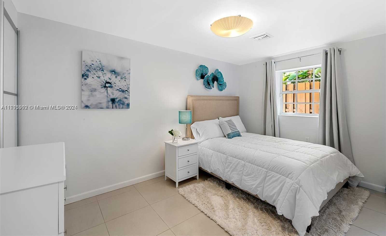 Small Image of 211 190TH ST, Sunny Isles Beach Number 15