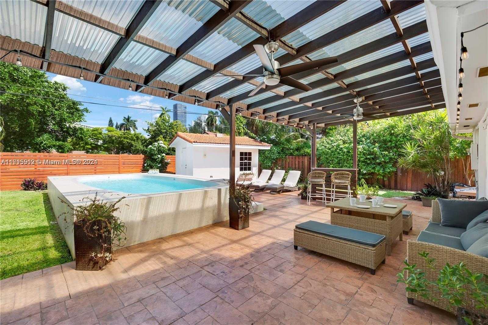 Small Image of 211 190TH ST, Sunny Isles Beach Number 23