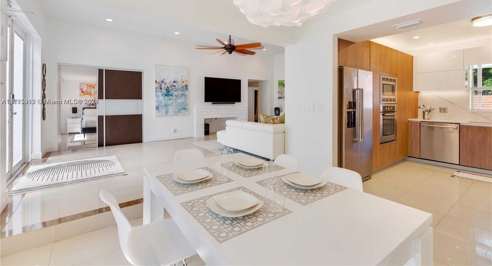 Small Image of 211 190TH ST, Sunny Isles Beach Number 7