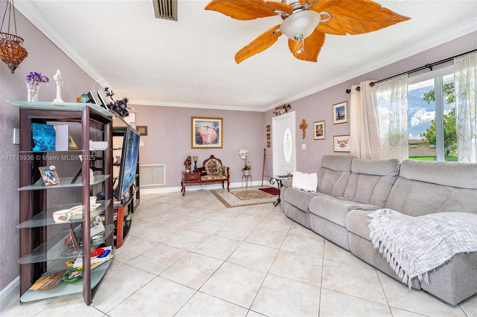 Small Image of 1700 NORTH WEST 70TH LN, Margate Number 14