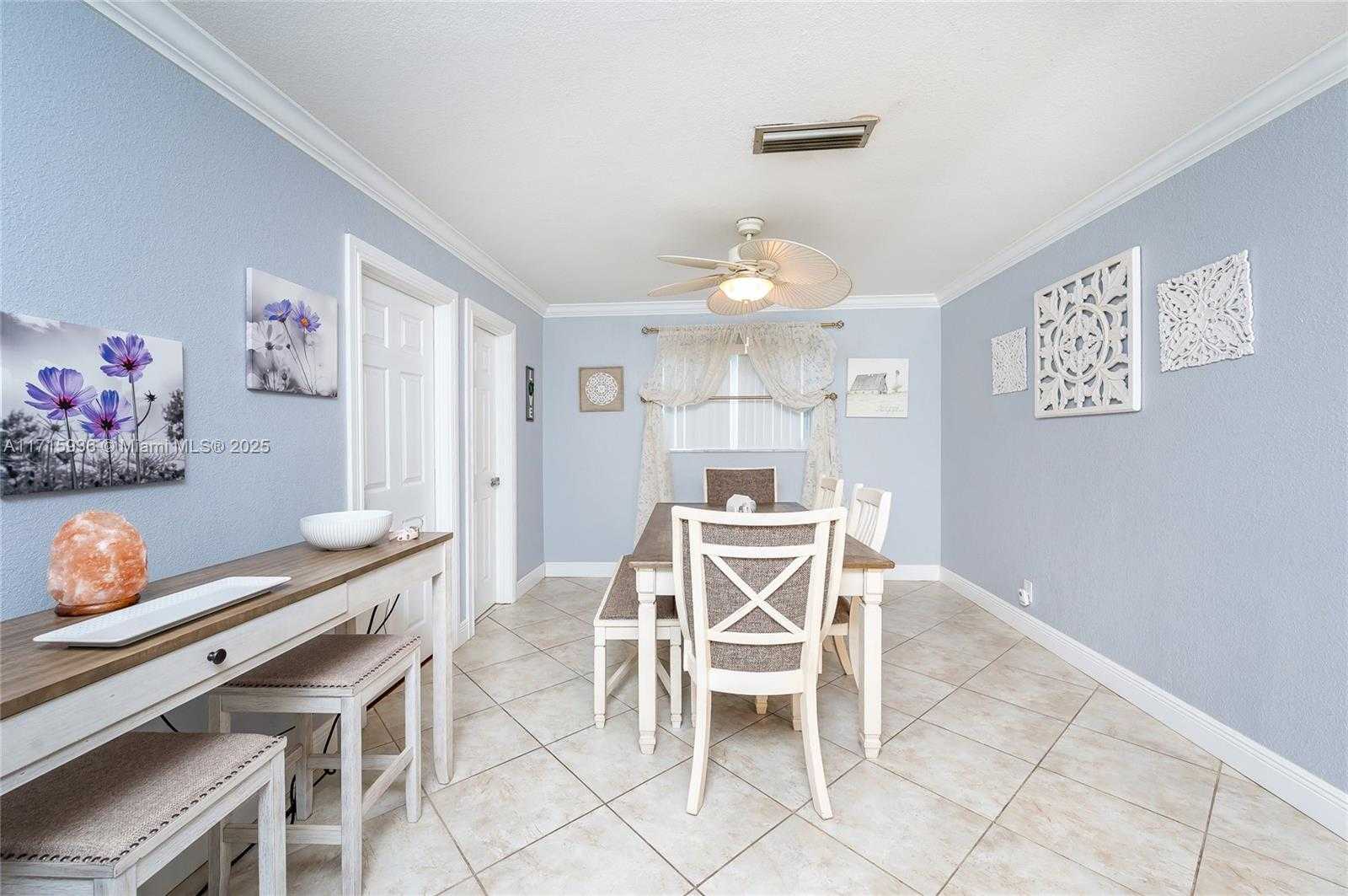 Small Image of 1700 NORTH WEST 70TH LN, Margate Number 22