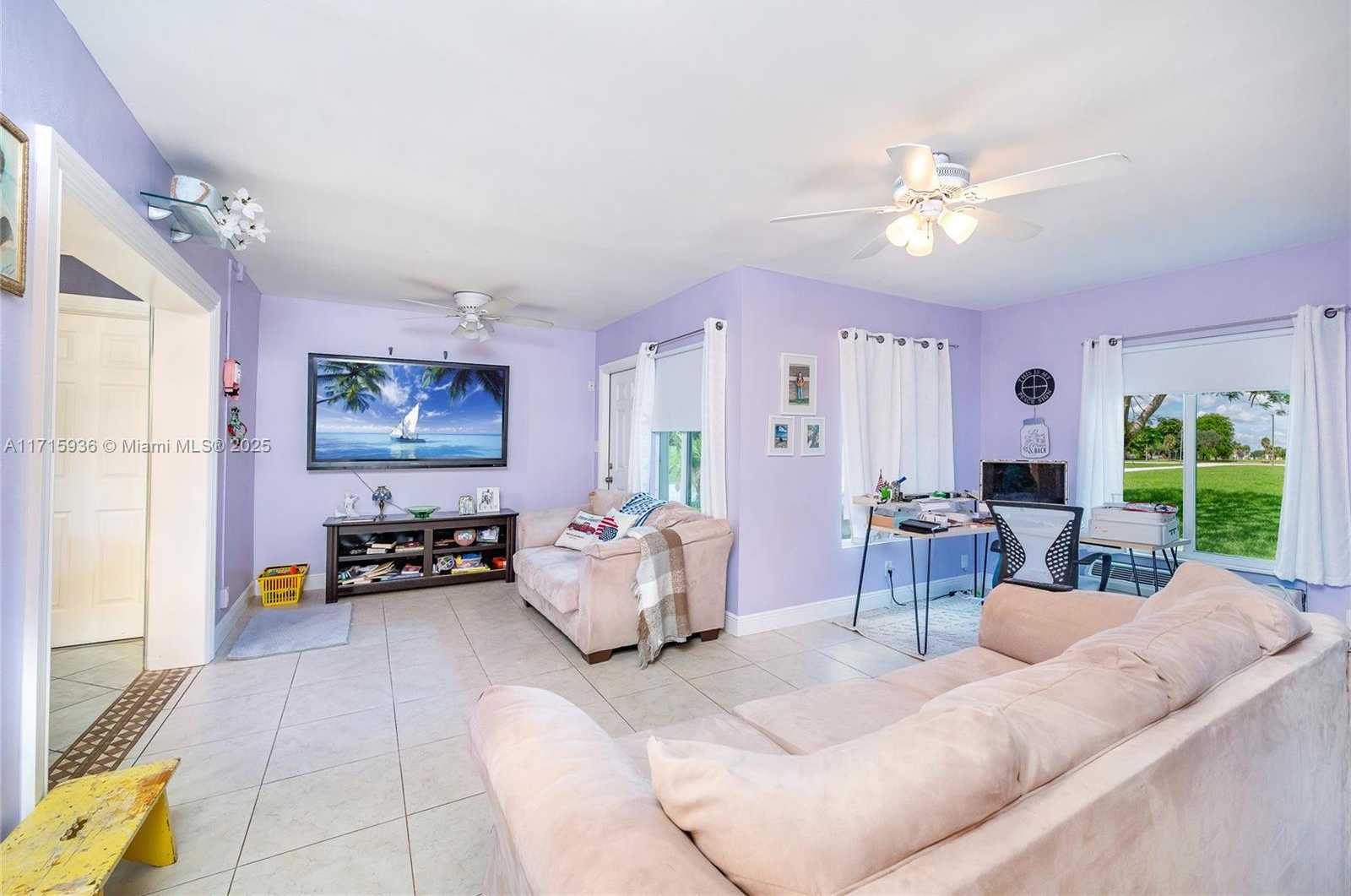 Small Image of 1700 NORTH WEST 70TH LN, Margate Number 23