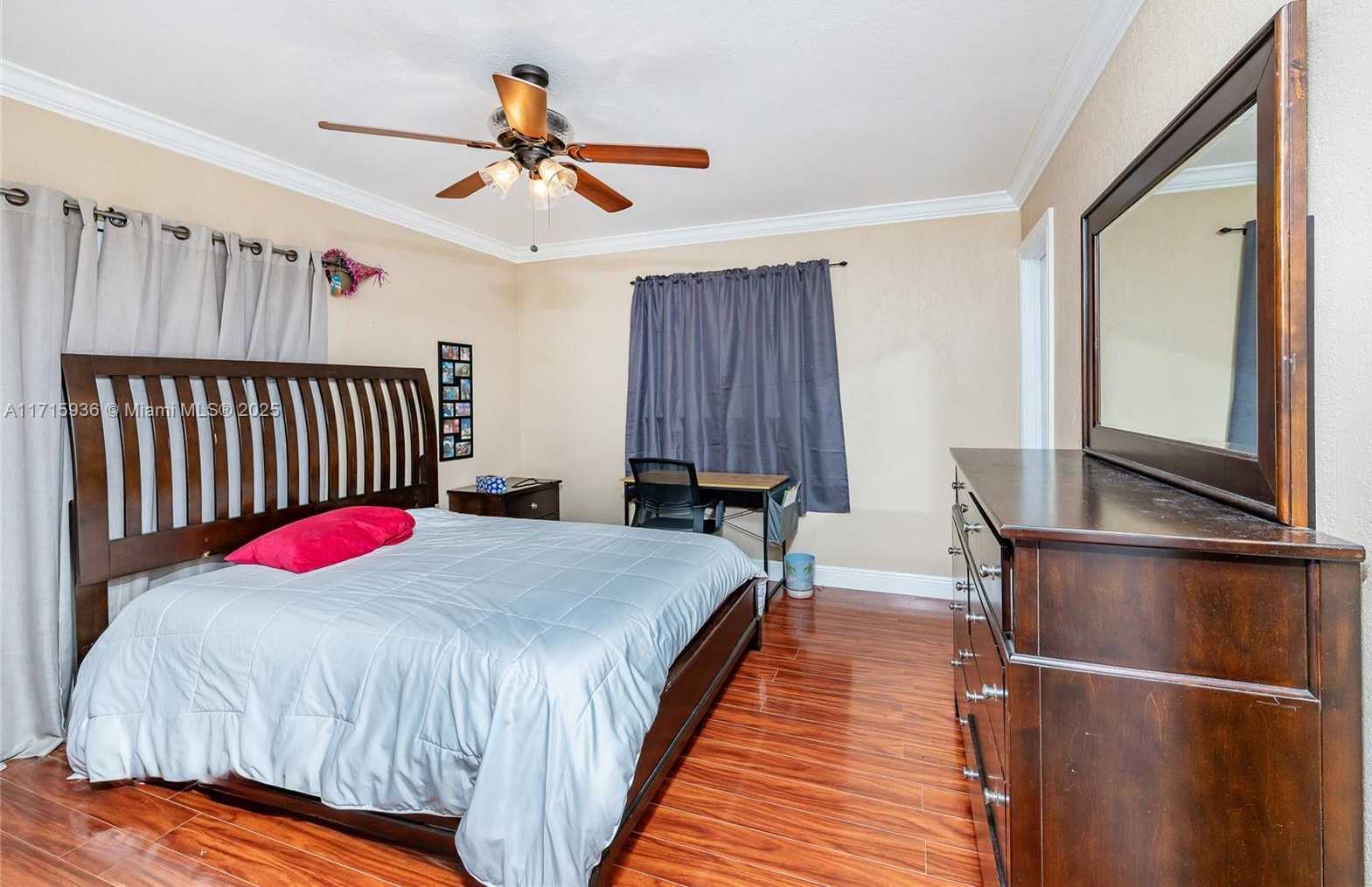 Small Image of 1700 NORTH WEST 70TH LN, Margate Number 25