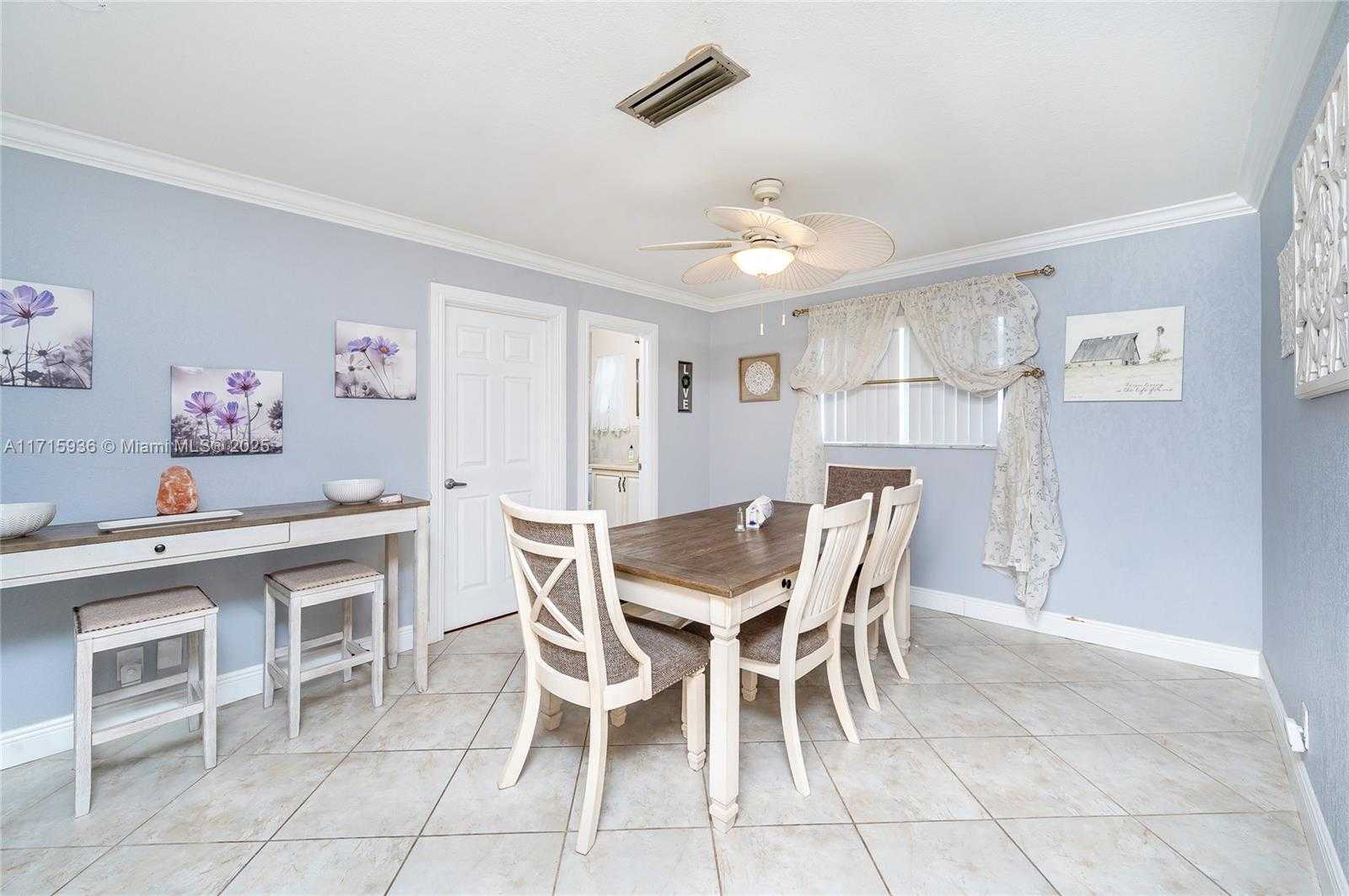 Small Image of 1700 NORTH WEST 70TH LN, Margate Number 27