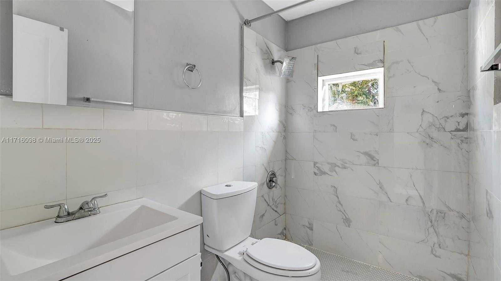 Small Image of 1240 SOUTH WEST 32ND AVE, Fort Lauderdale Number 13