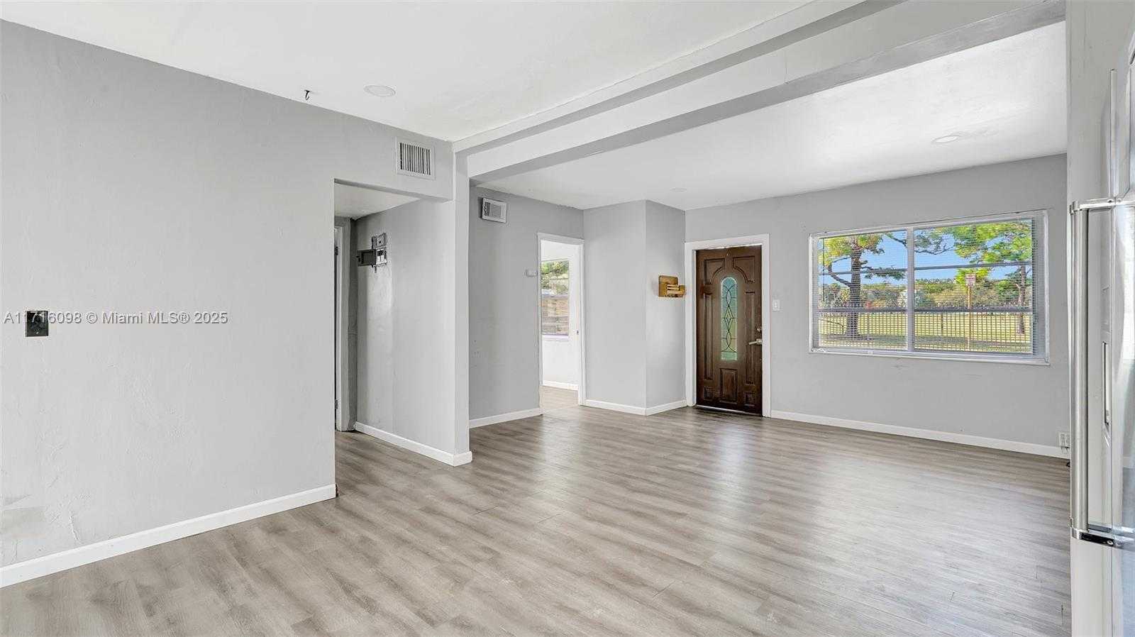 Small Image of 1240 SOUTH WEST 32ND AVE, Fort Lauderdale Number 7