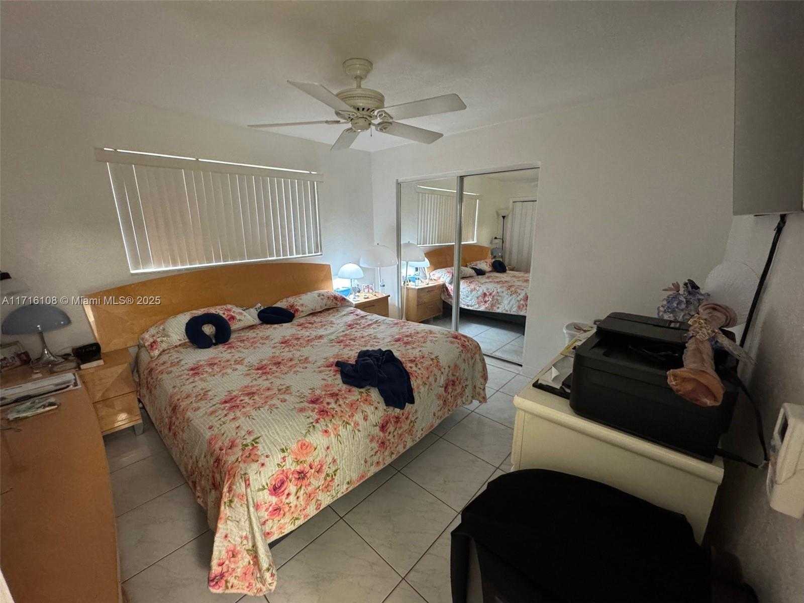 Small Image of 800 NORTH 65TH AVE, Hollywood Number 2