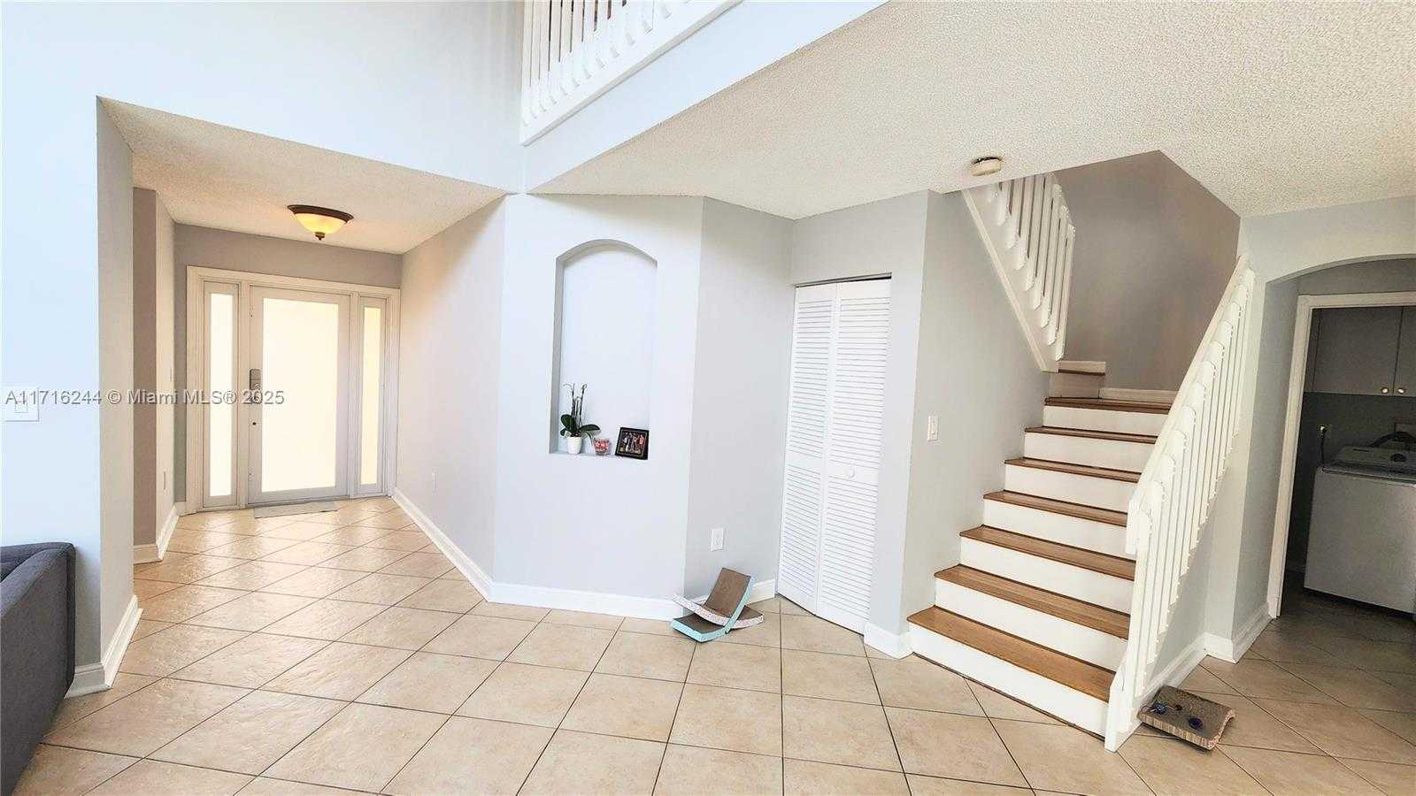 Small Image of 1065 WEEPING WILLOW WAY, Hollywood Number 14