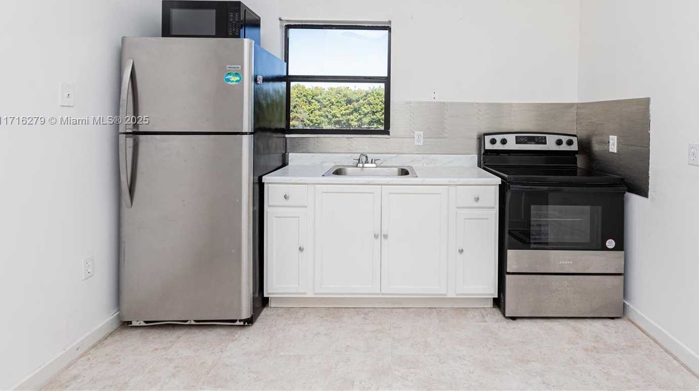 Small Image of 25420 SOUTH WEST 224TH AVE, Homestead Number 19