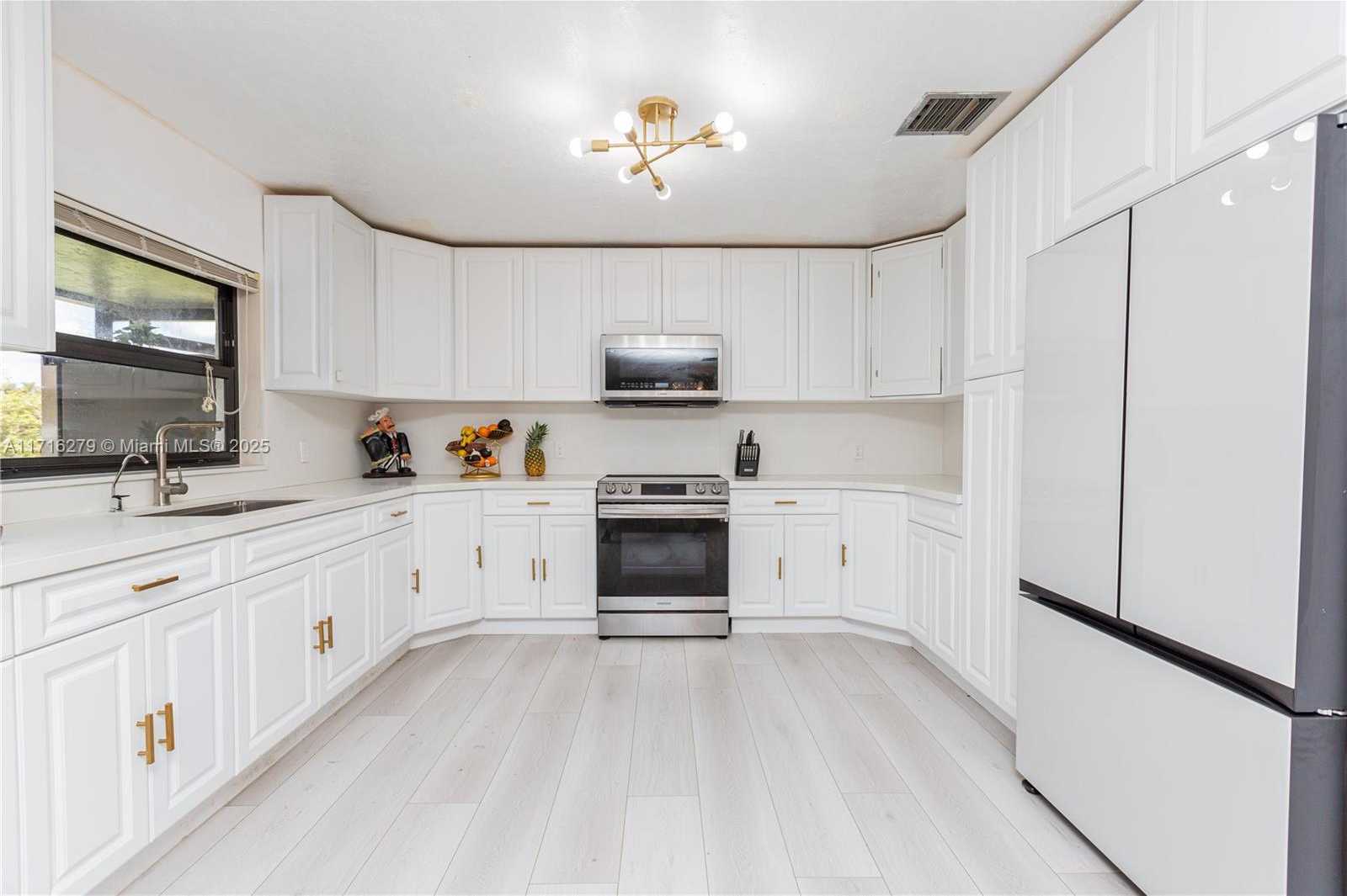 Small Image of 25420 SOUTH WEST 224TH AVE, Homestead Number 8