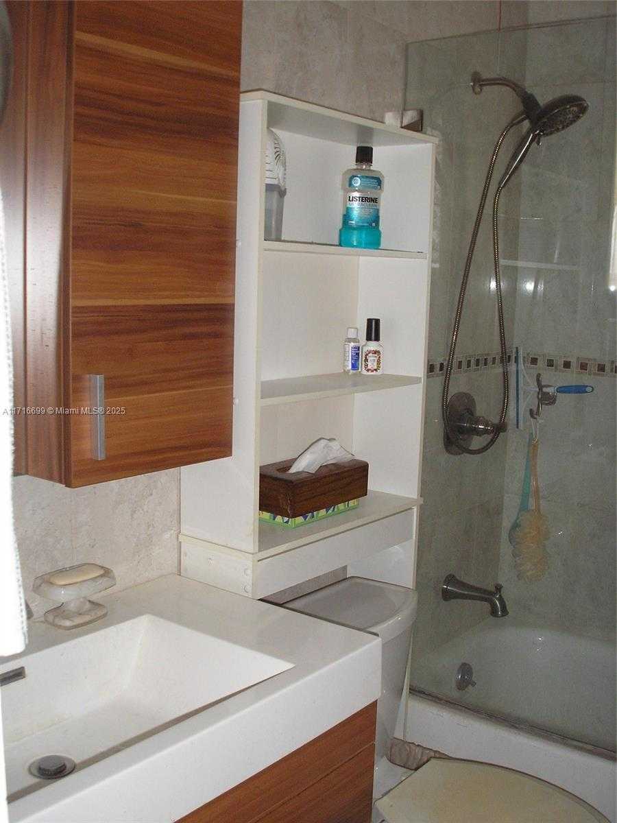 Small Image of 4723 NORTH WEST 44TH ST, Tamarac Number 25