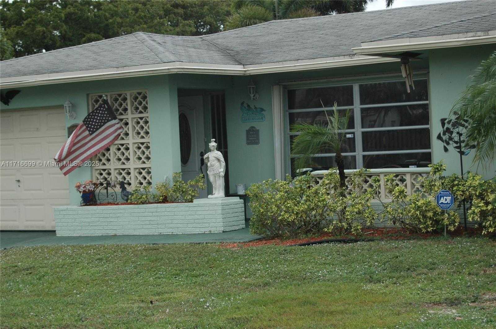 Small Image of 4723 NORTH WEST 44TH ST, Tamarac Number 3