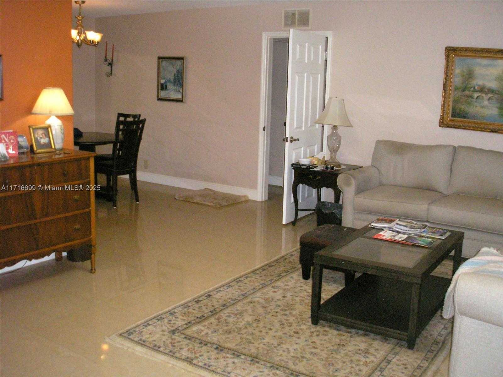 Small Image of 4723 NORTH WEST 44TH ST, Tamarac Number 6