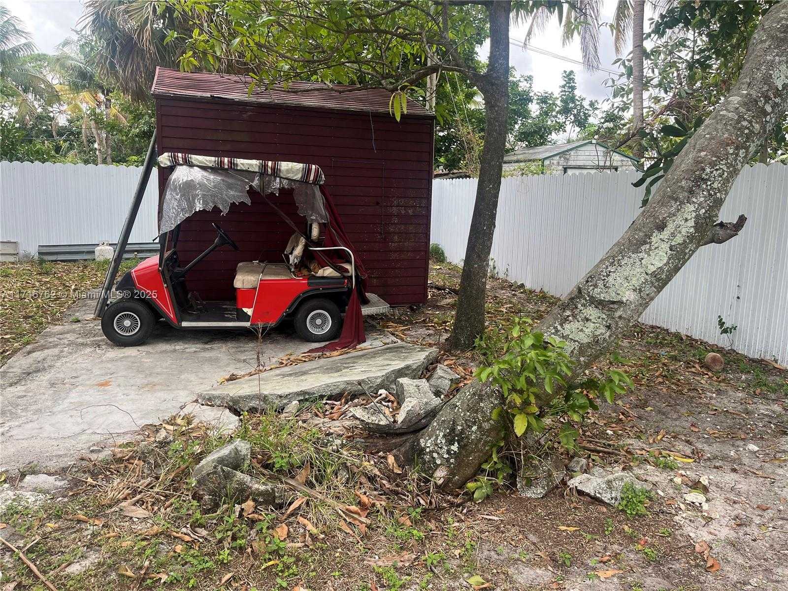 Small Image of 2900 Davie Blvd, Fort Lauderdale, FL 33312, USA Number 13
