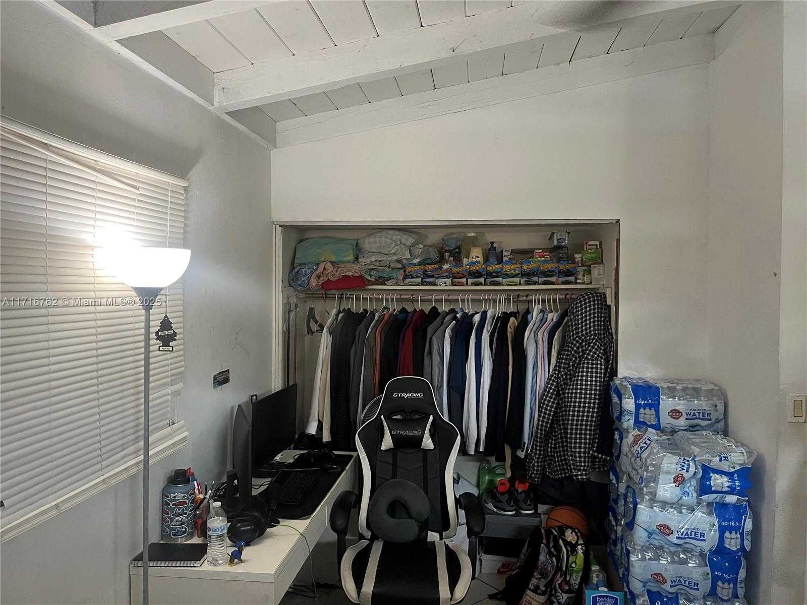 Small Image of 2900 Davie Blvd, Fort Lauderdale, FL 33312, USA Number 33