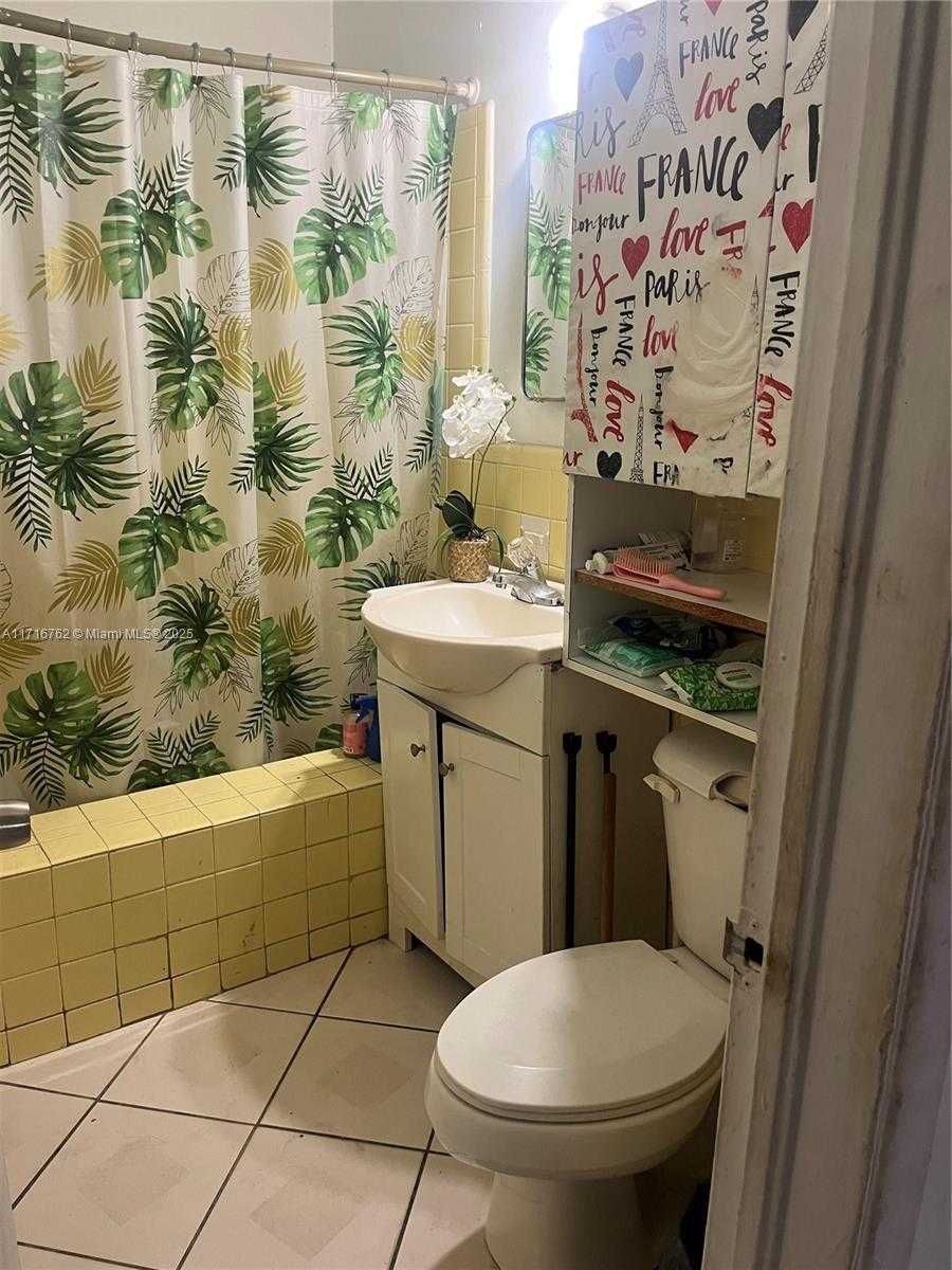 Small Image of 2900 Davie Blvd, Fort Lauderdale, FL 33312, USA Number 34