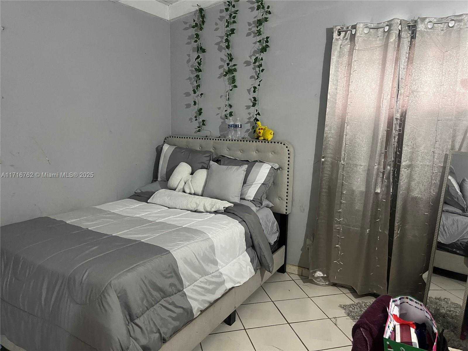 Small Image of 2900 Davie Blvd, Fort Lauderdale, FL 33312, USA Number 38