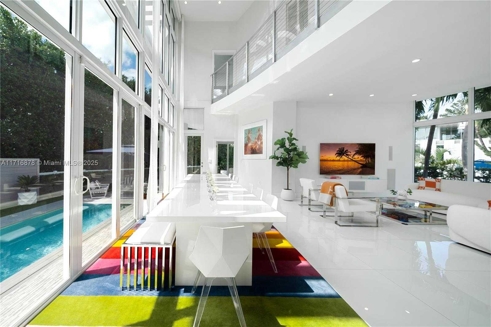 Small Image of 412 EAST RIVO ALTO DR, Miami Beach Number 10