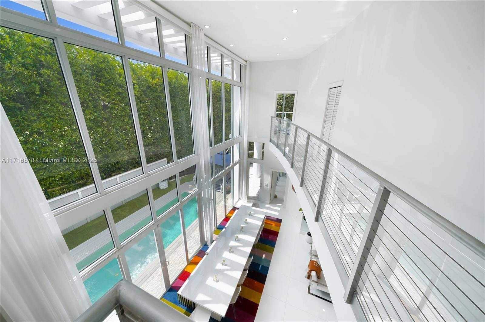 Small Image of 412 EAST RIVO ALTO DR, Miami Beach Number 27