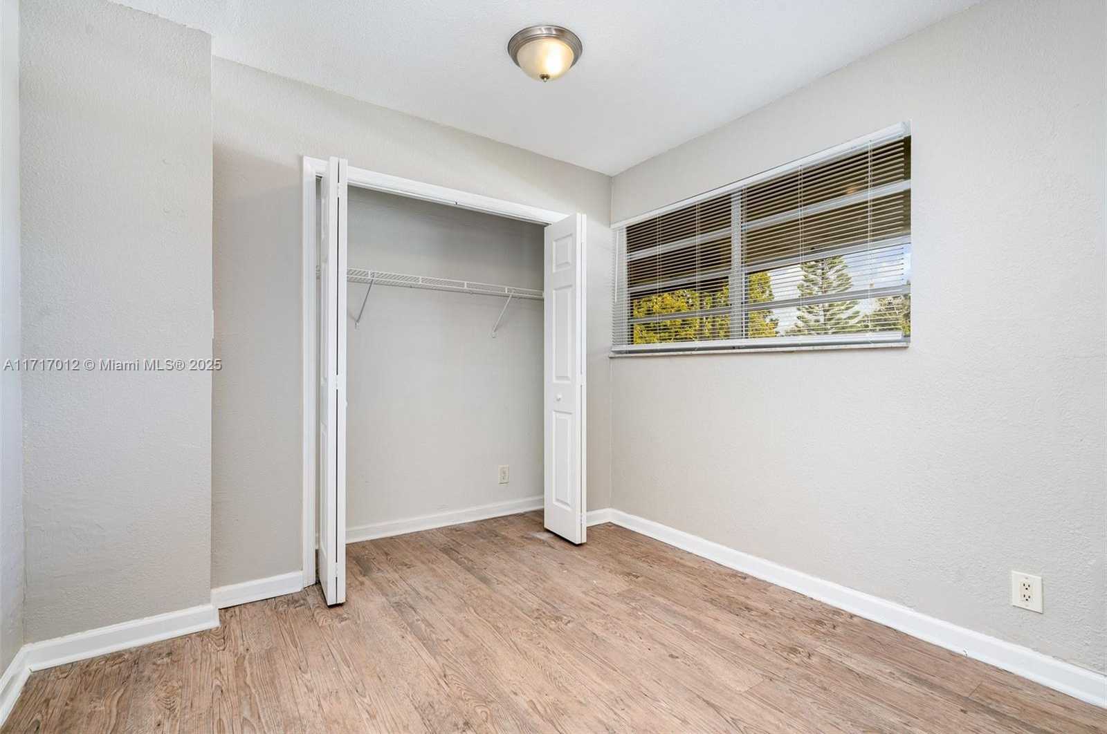 Small Image of 1120 NORTH WEST 43RD ST, Oakland Park Number 11