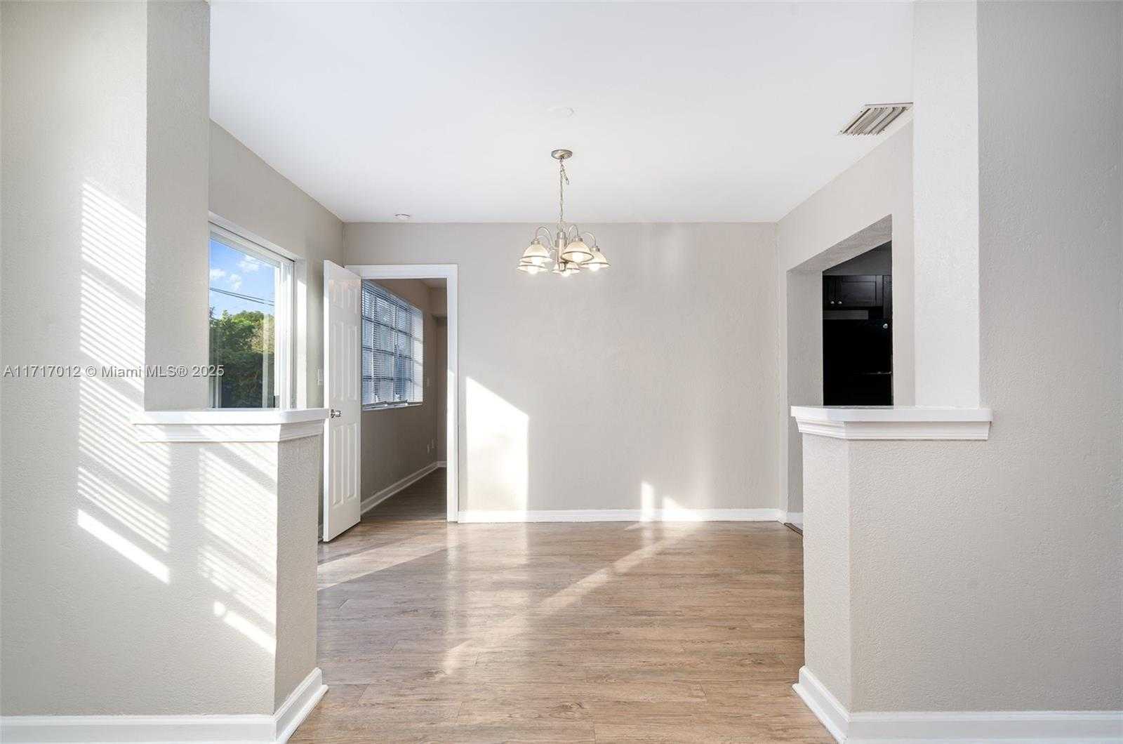 Small Image of 1120 NORTH WEST 43RD ST, Oakland Park Number 5