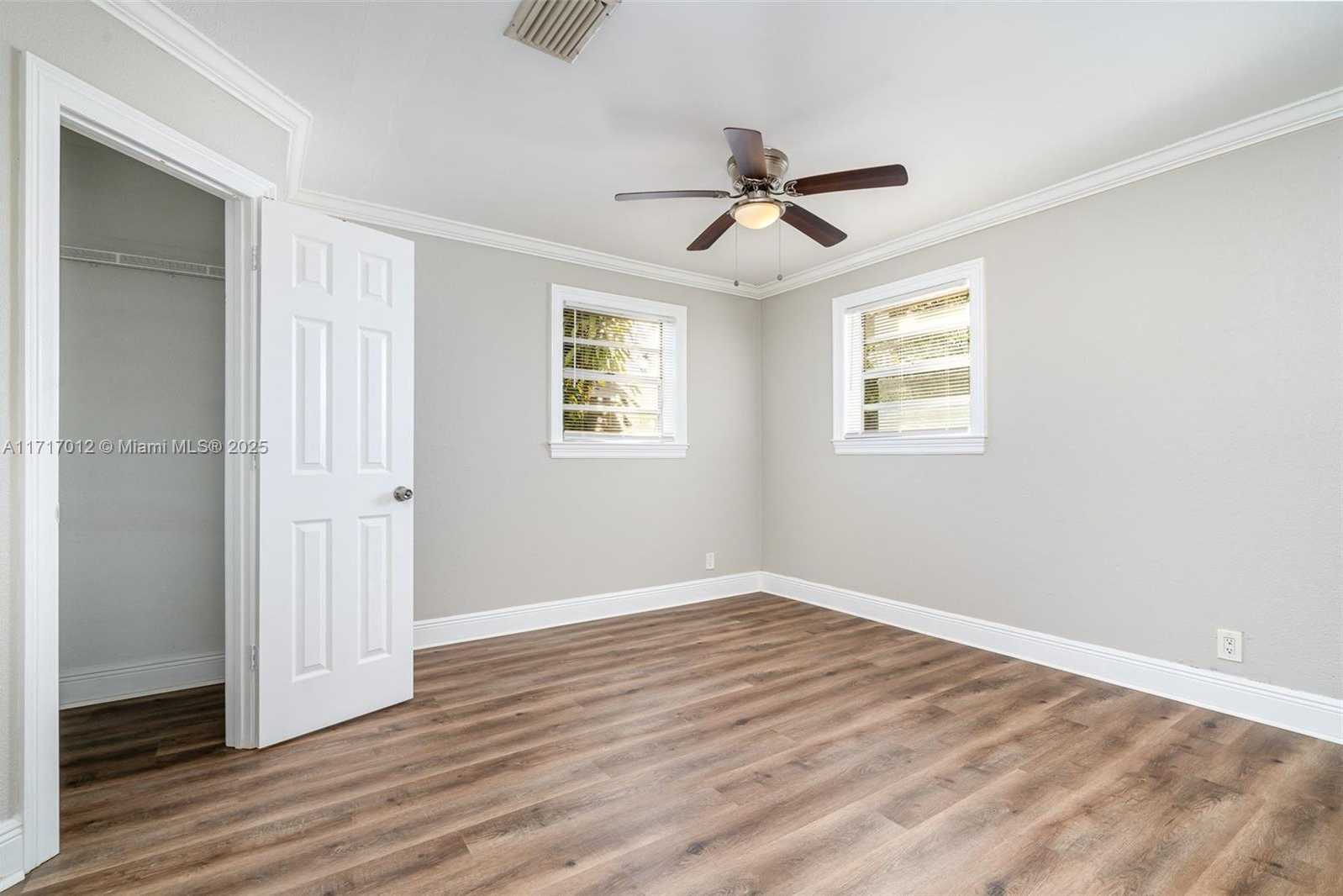 Small Image of 1120 NORTH WEST 43RD ST, Oakland Park Number 8
