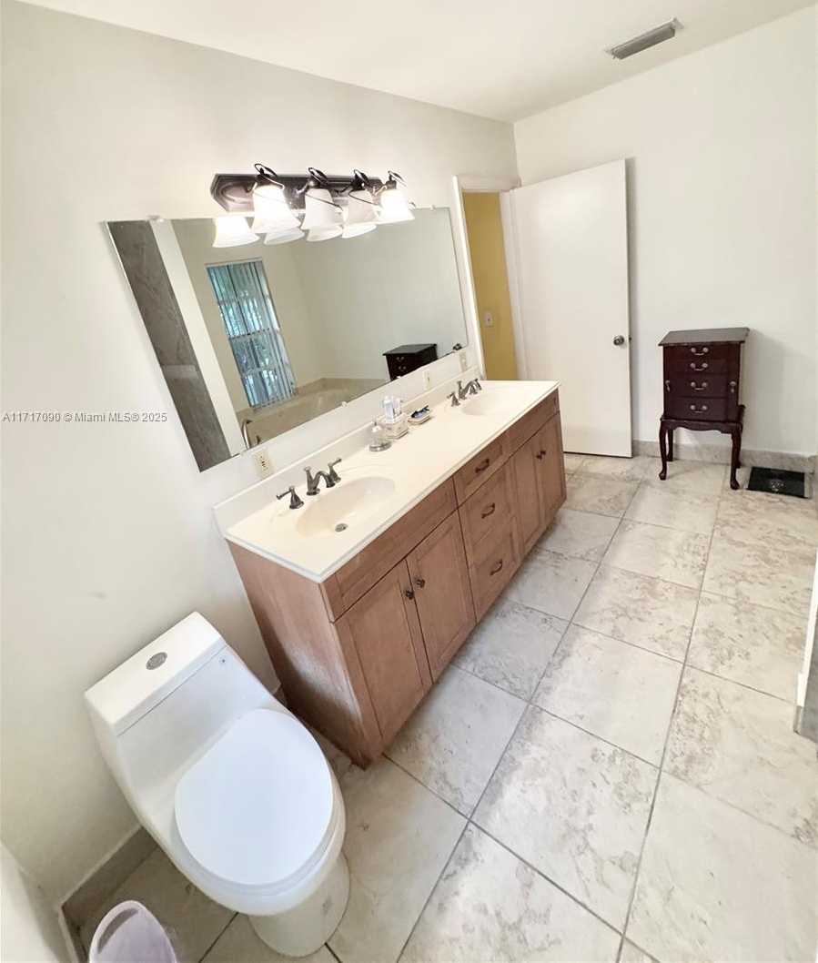Small Image of 4853 NORTH WEST 50TH CT, Coconut Creek Number 13