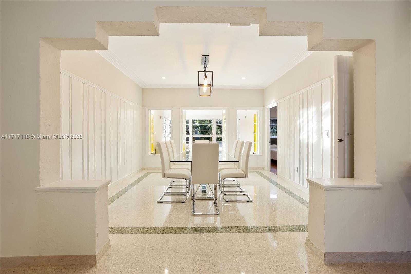Small Image of 3760 ROYAL PALM AVE, Miami Beach Number 11