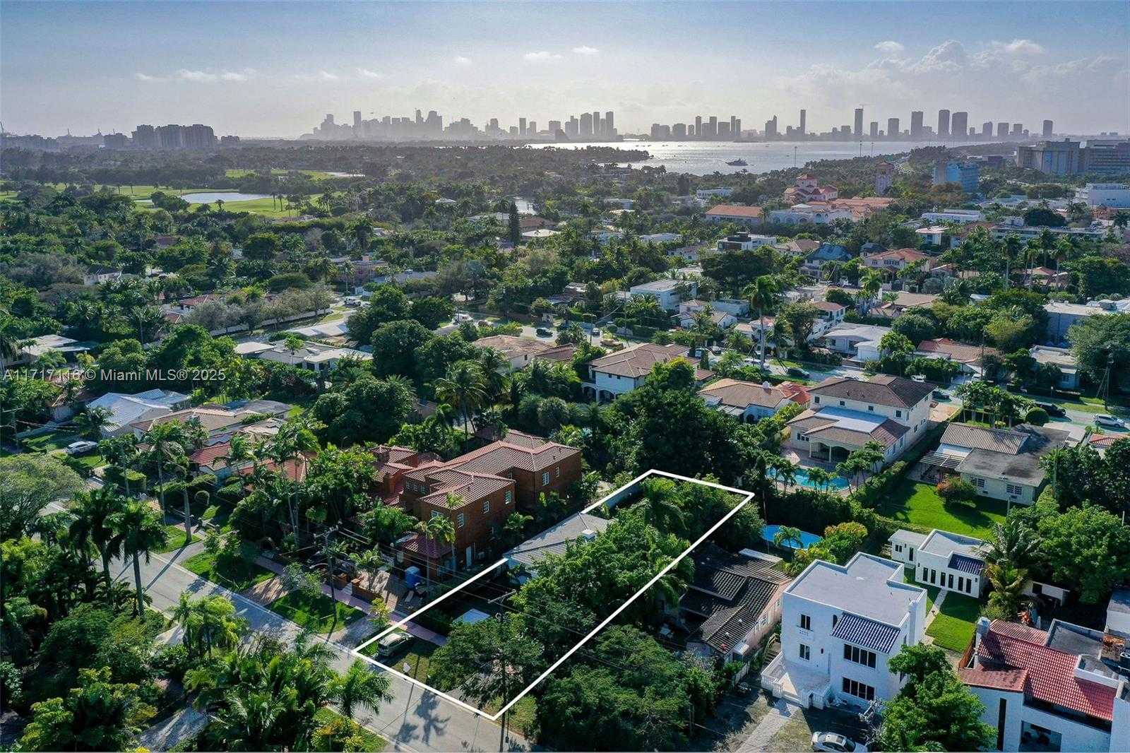 Small Image of 3760 ROYAL PALM AVE, Miami Beach Number 38