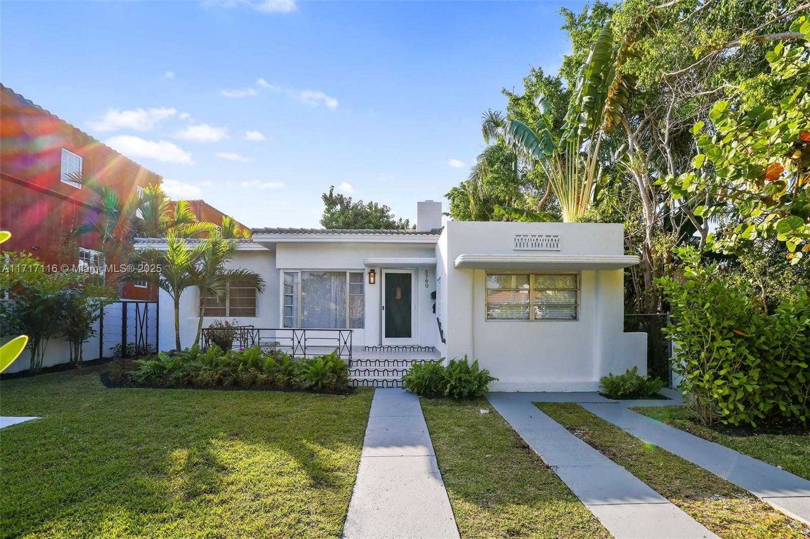 Small Image of 3760 ROYAL PALM AVE, Miami Beach Number 47
