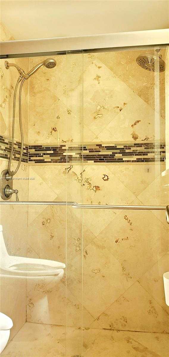 Small Image of 5065 NORTH FOXHALL DR N, West Palm Beach Number 7