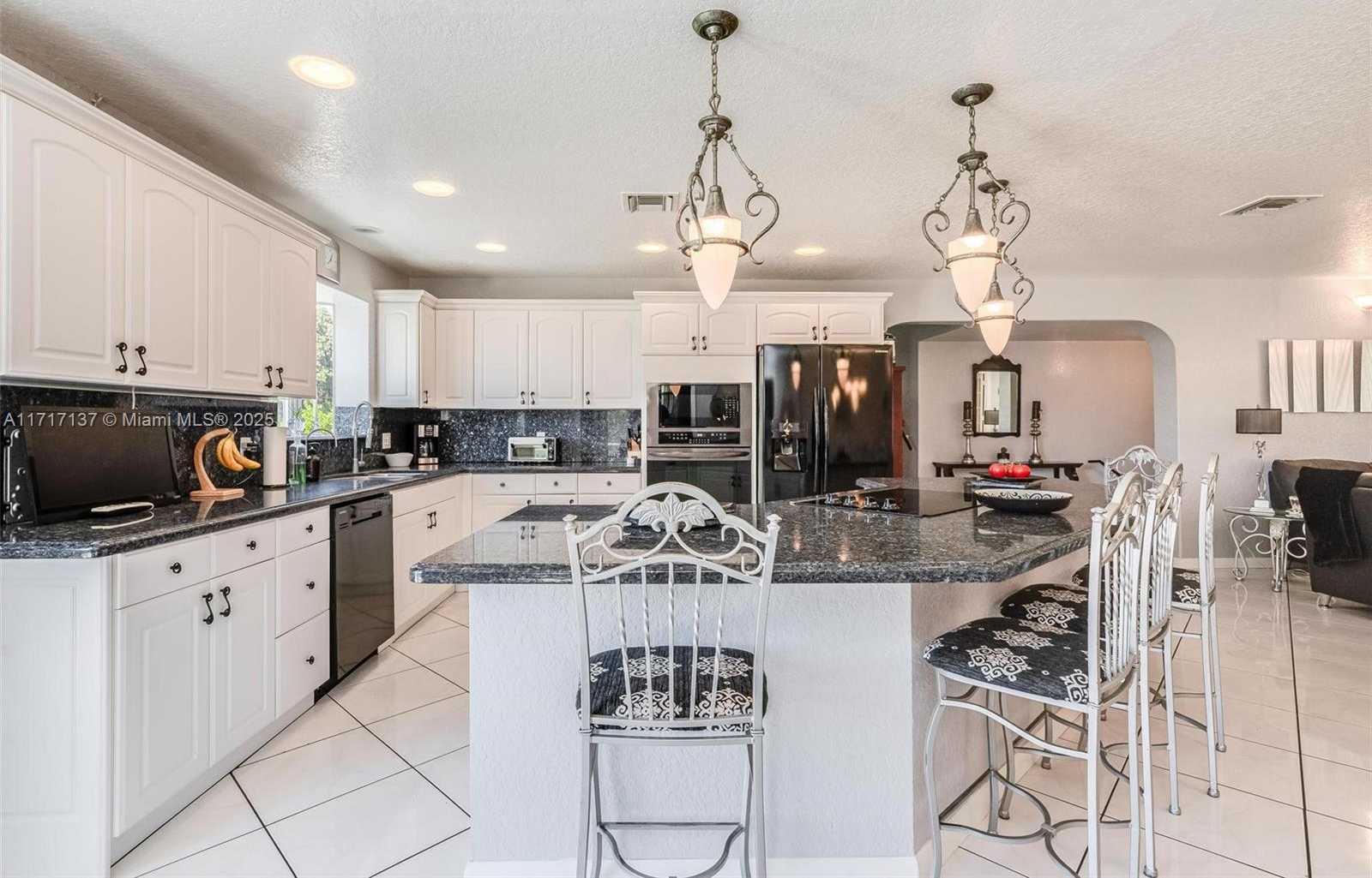 Small Image of 3051 SOUTH WEST 136TH AVE, Davie Number 12