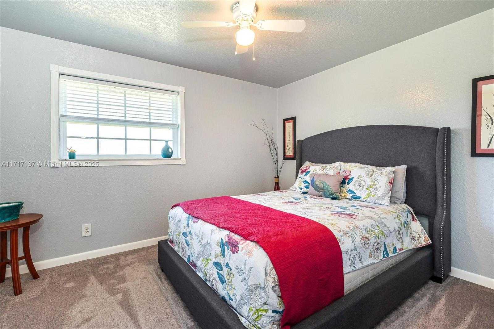 Small Image of 3051 SOUTH WEST 136TH AVE, Davie Number 17