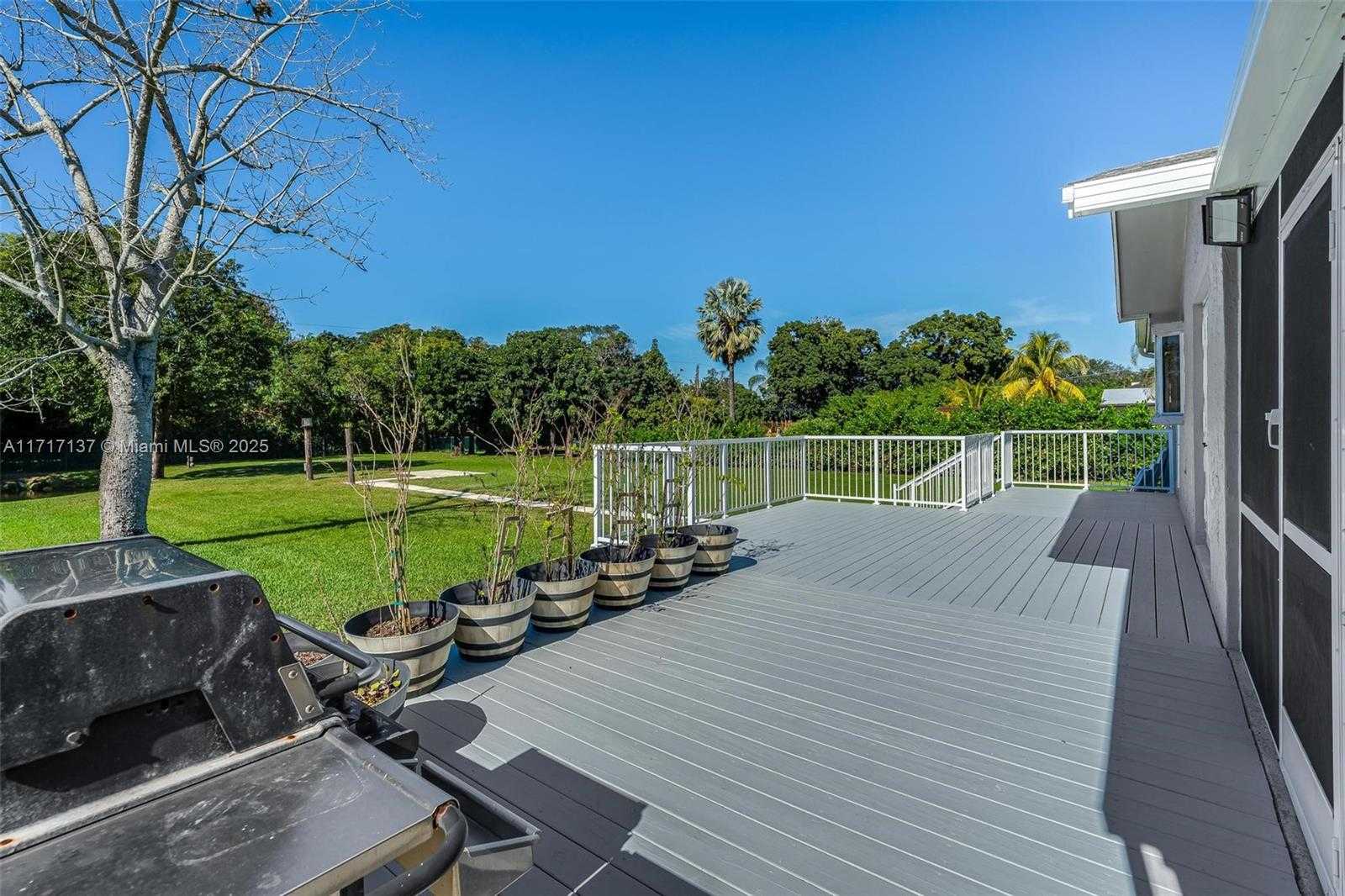 Small Image of 3051 SOUTH WEST 136TH AVE, Davie Number 27