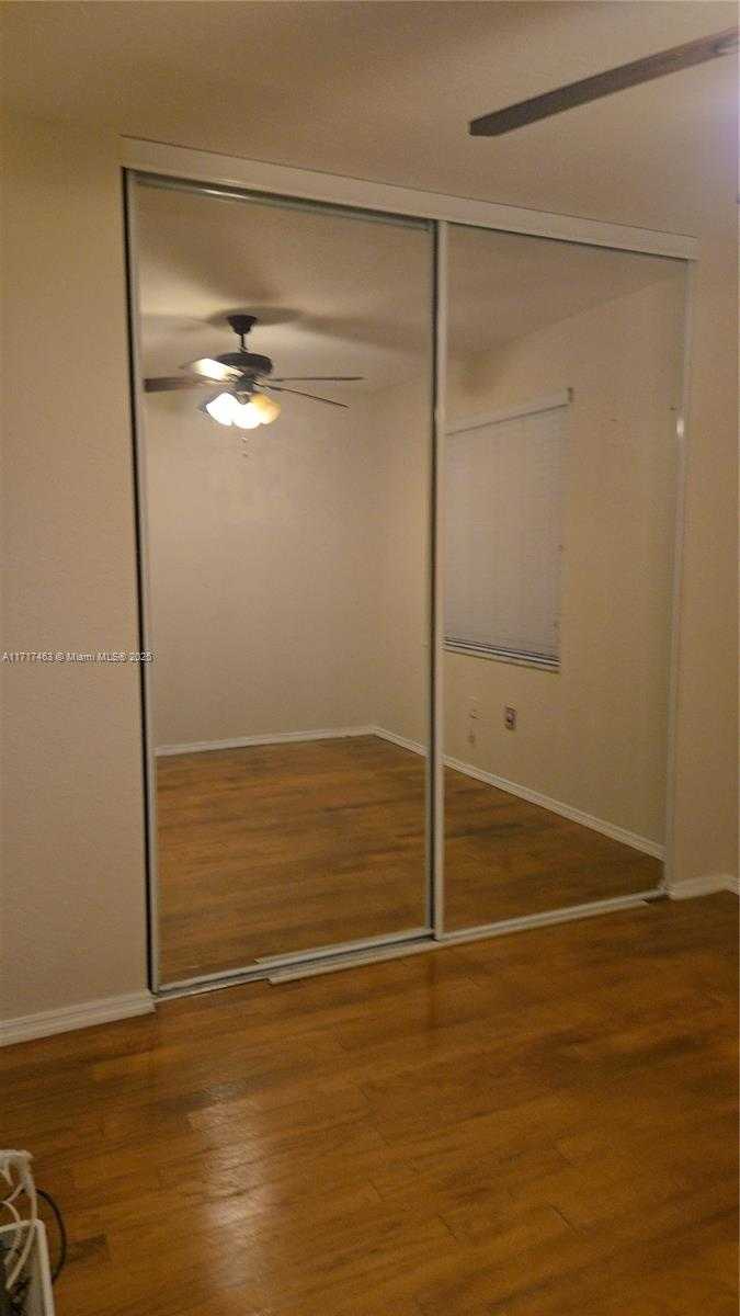 Small Image of 15750, Pembroke Pines Number 12