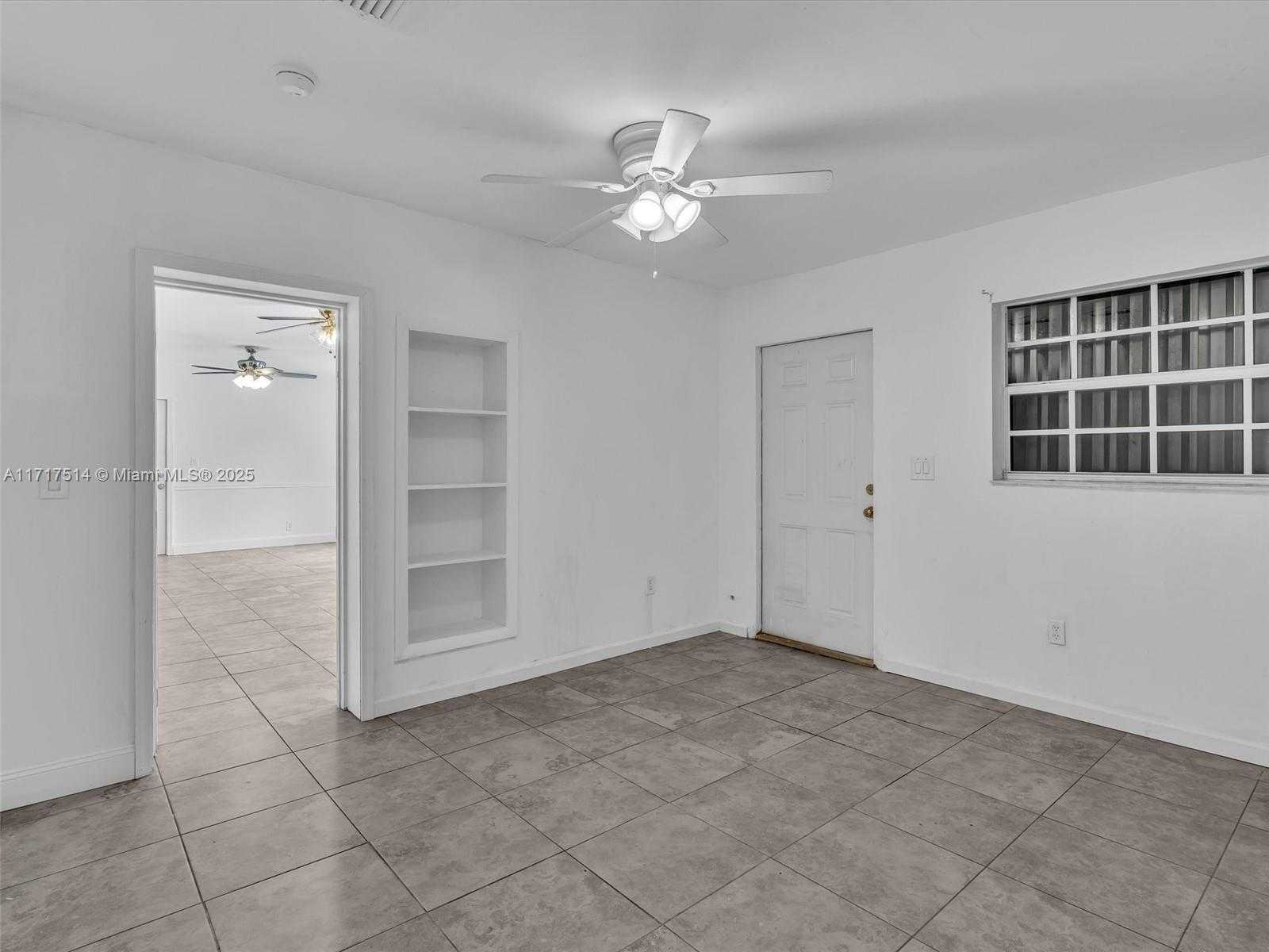 Small Image of 521 SOUTH WEST 68TH TER, Pembroke Pines Number 22