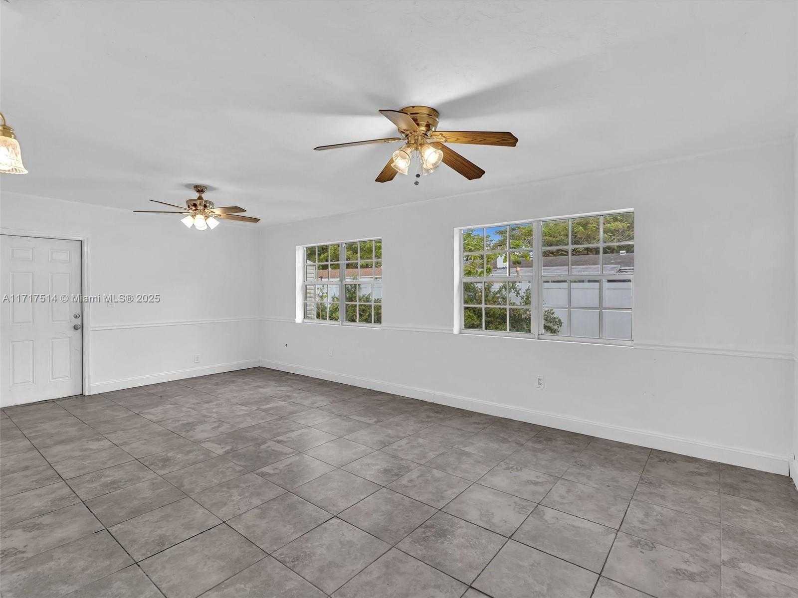 Small Image of 521 SOUTH WEST 68TH TER, Pembroke Pines Number 32
