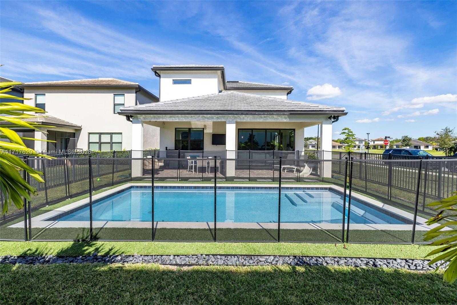 Small Image of 2414 PRIMROSE PL, Oakland Park Number 36
