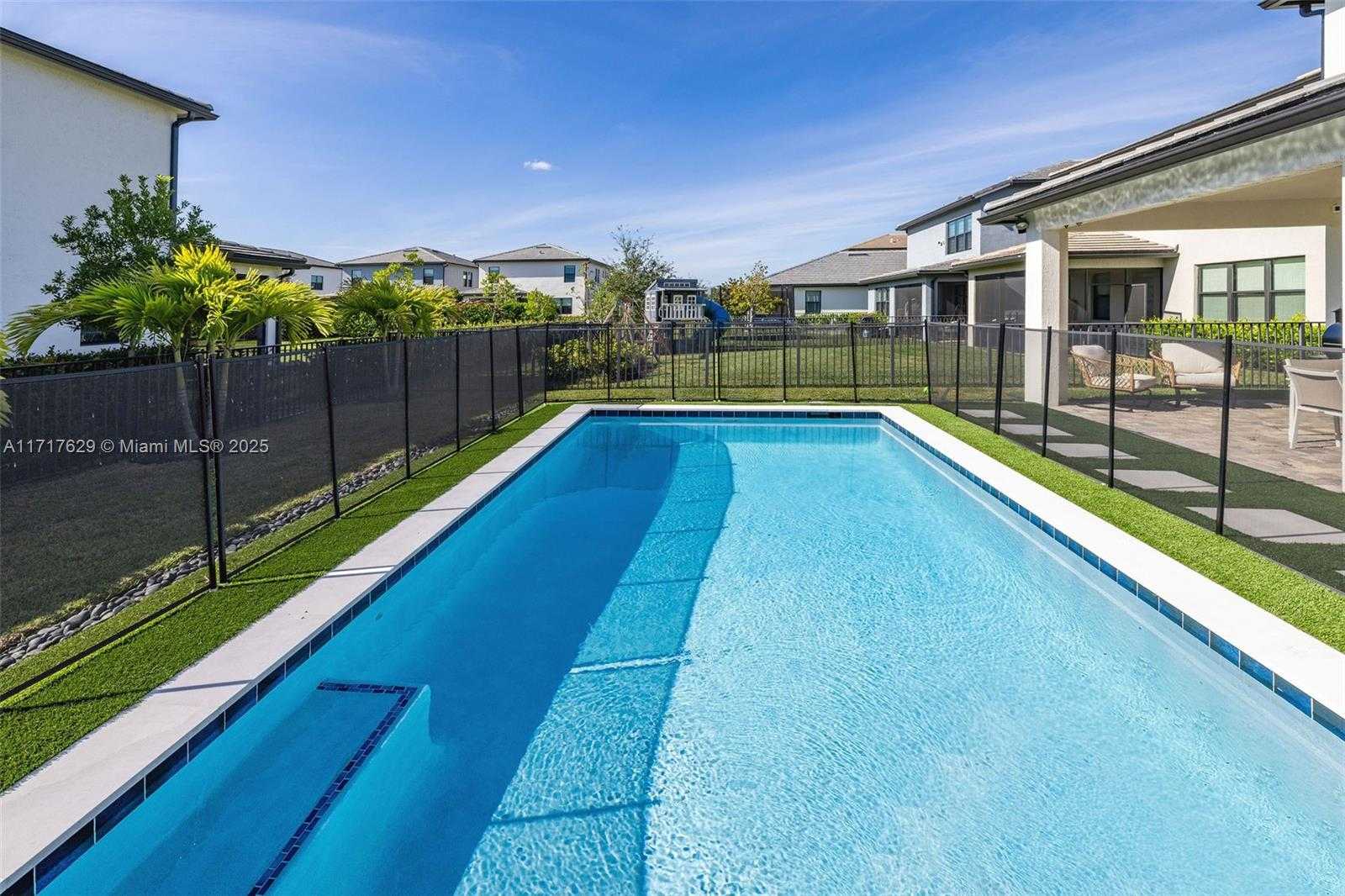 Small Image of 2414 PRIMROSE PL, Oakland Park Number 37