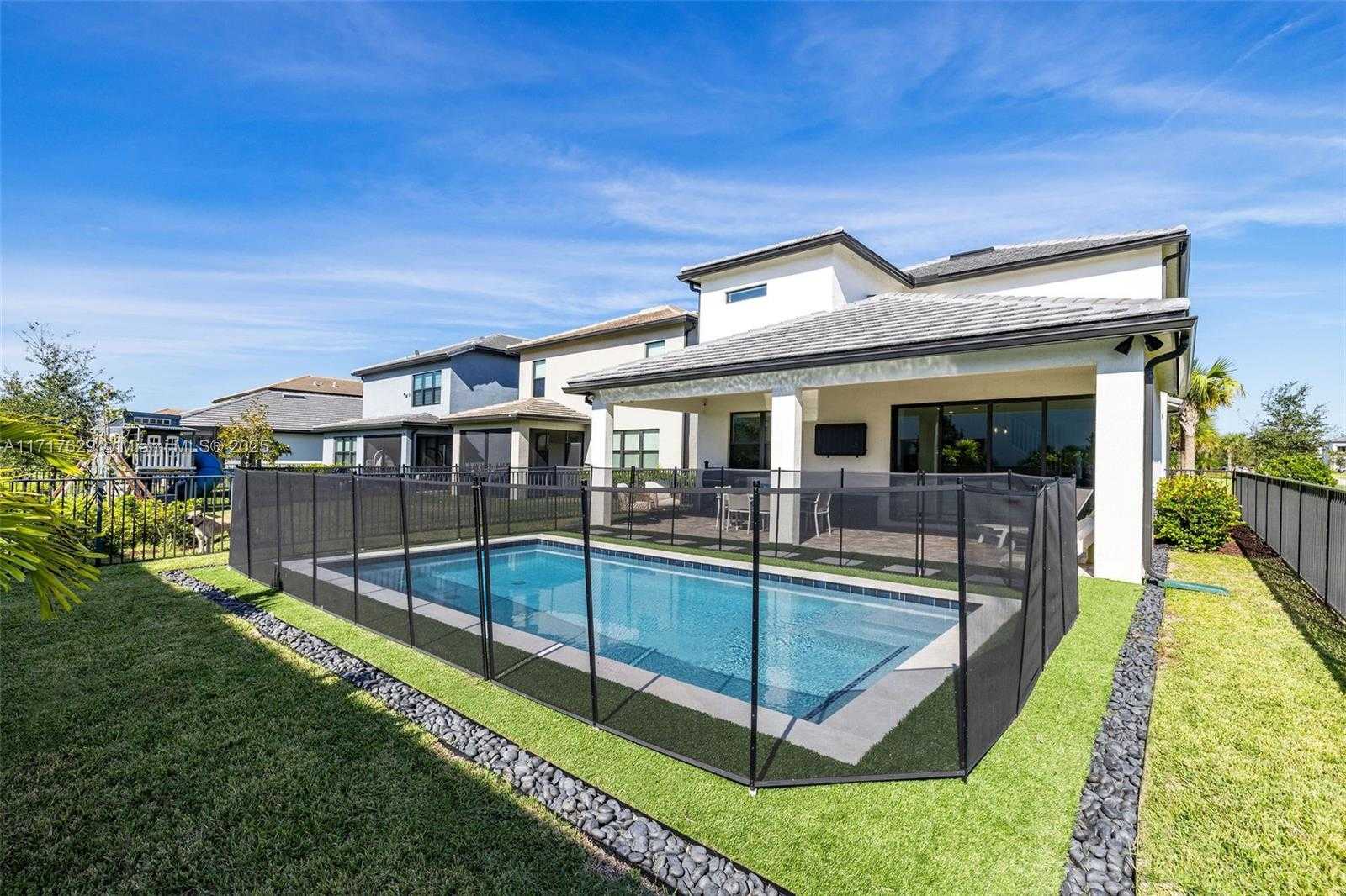 Small Image of 2414 PRIMROSE PL, Oakland Park Number 38