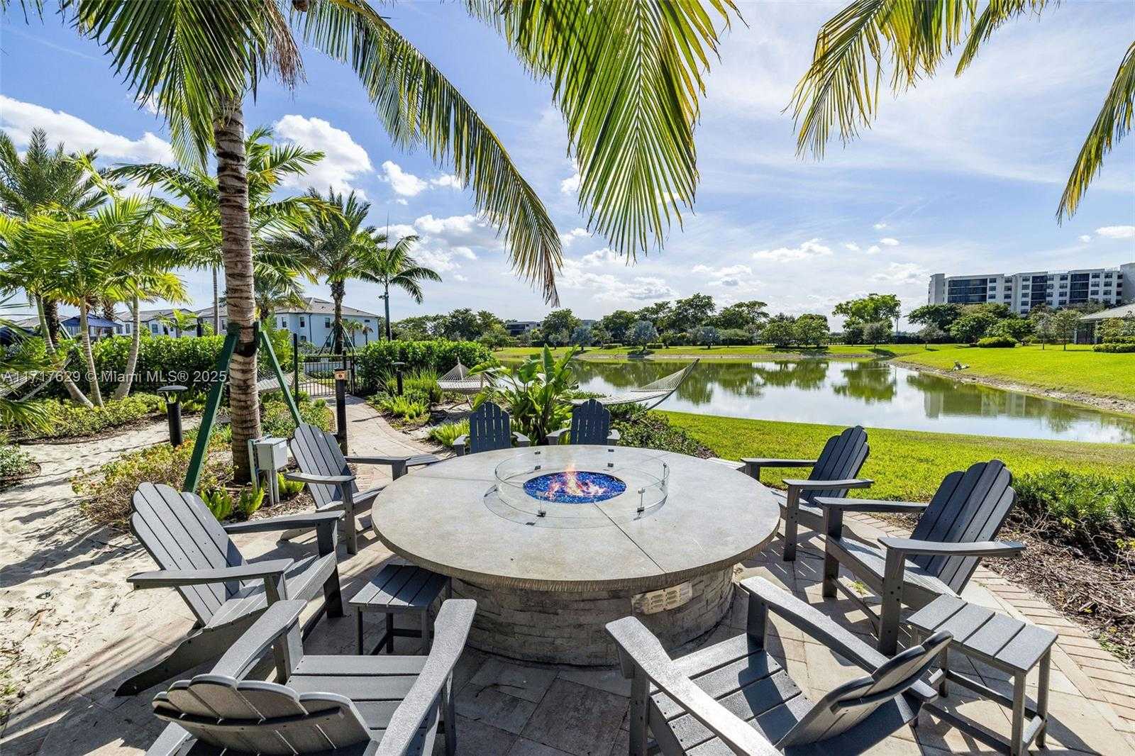 Small Image of 2414 PRIMROSE PL, Oakland Park Number 46