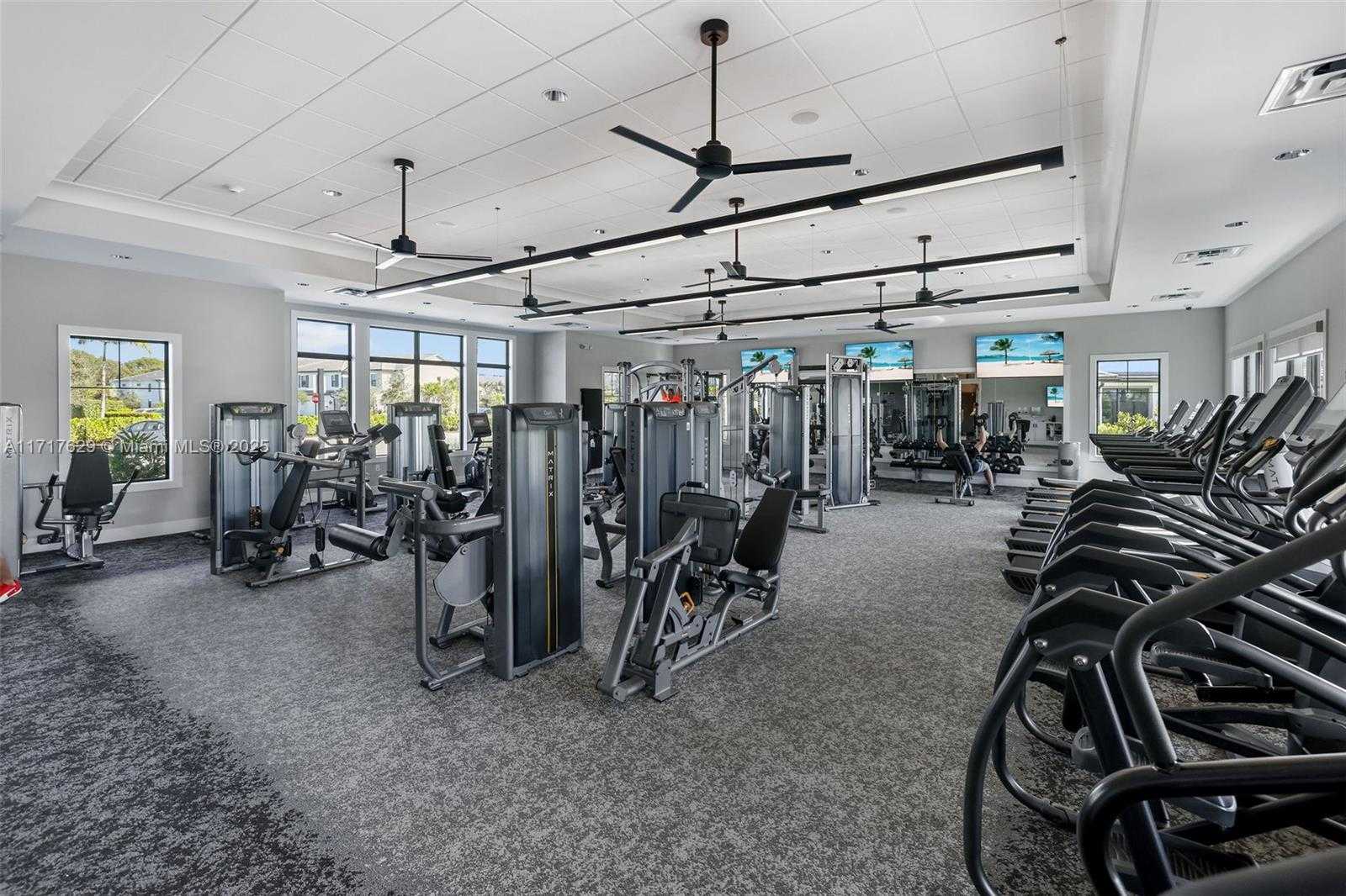 Small Image of 2414 PRIMROSE PL, Oakland Park Number 51