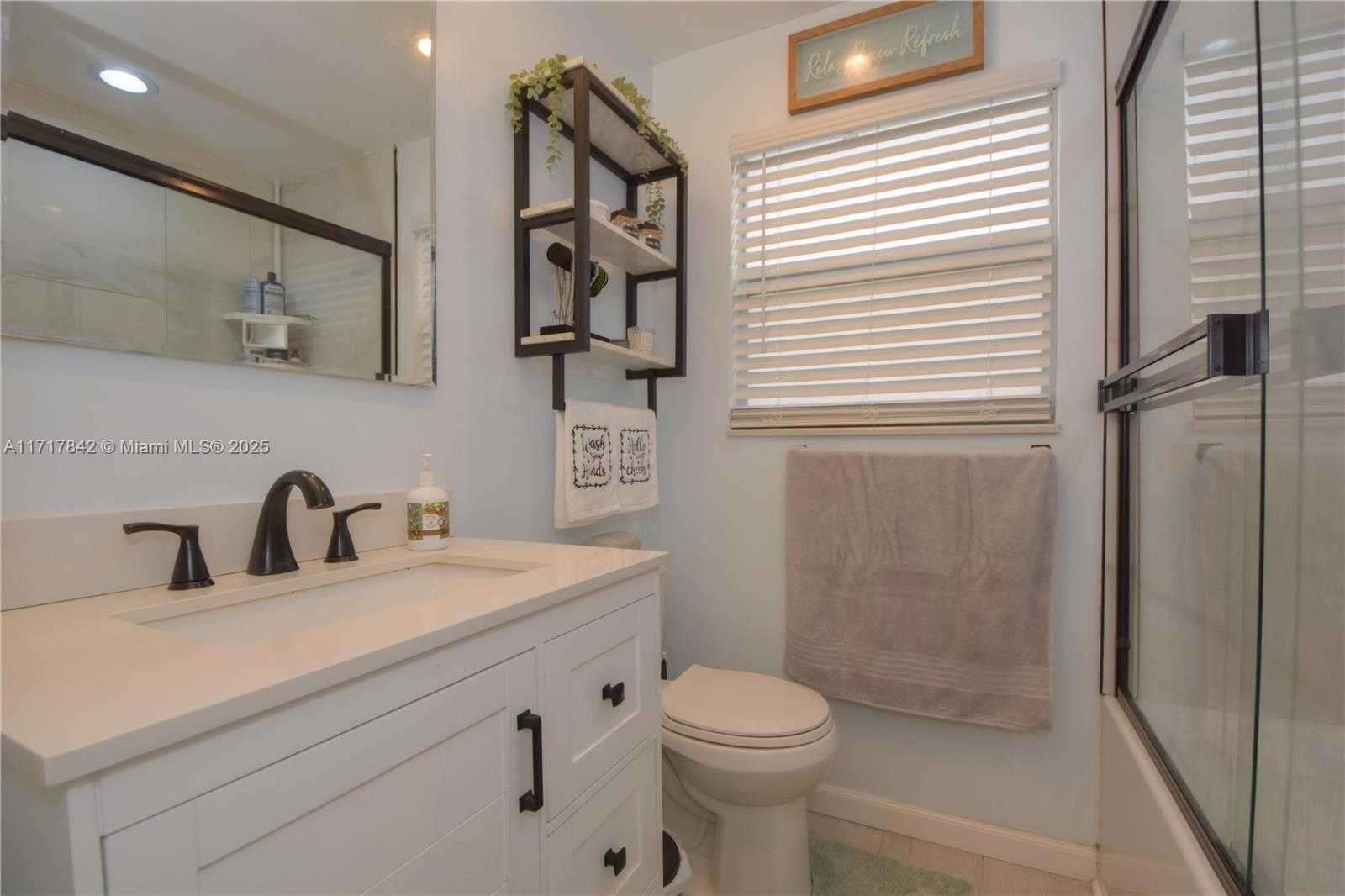 Small Image of 901 SOUTH WEST 18TH CT, Fort Lauderdale Number 15