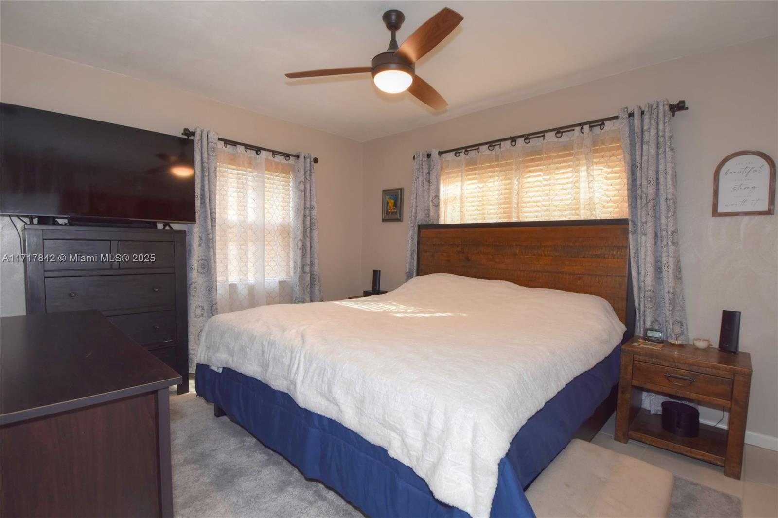 Small Image of 901 SOUTH WEST 18TH CT, Fort Lauderdale Number 17