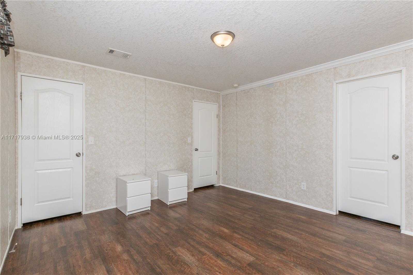 Small Image of 21661 NORTH WEST 8TH CT, Pembroke Pines Number 19