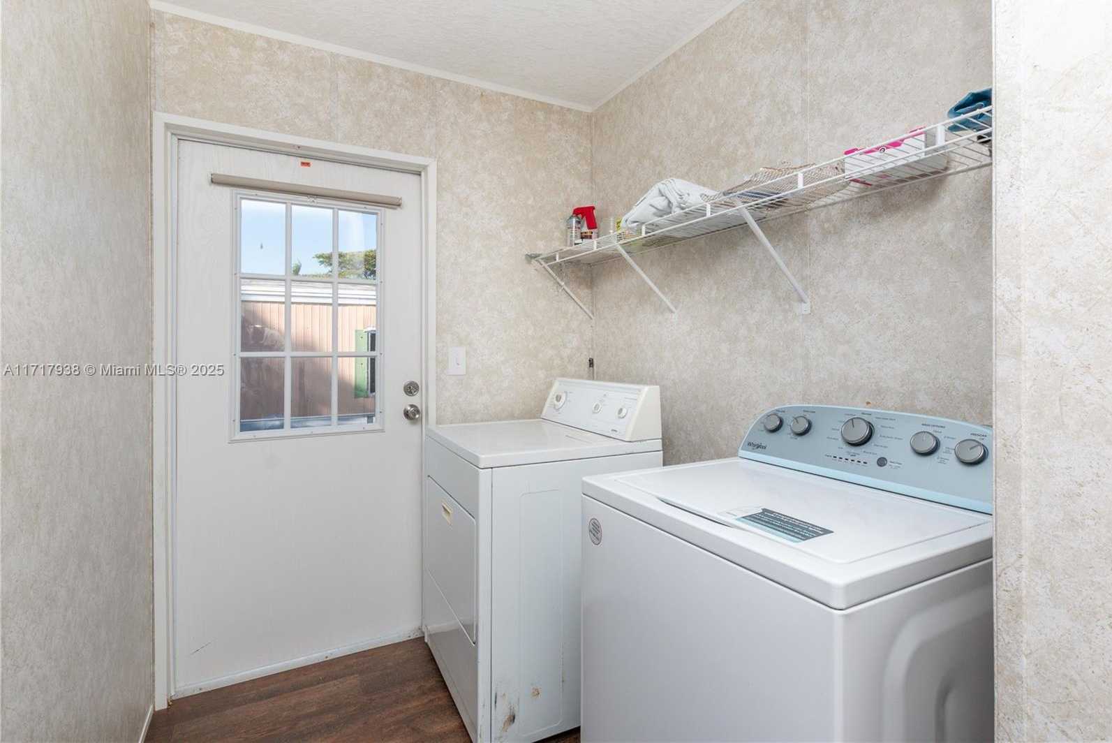 Small Image of 21661 NORTH WEST 8TH CT, Pembroke Pines Number 20