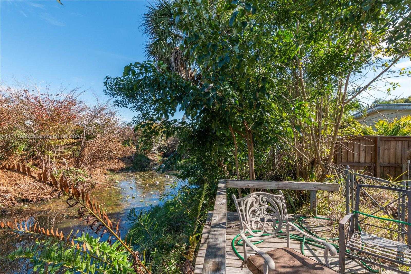 Small Image of 21661 NORTH WEST 8TH CT, Pembroke Pines Number 29