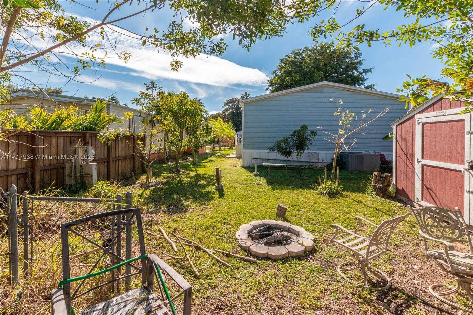 Small Image of 21661 NORTH WEST 8TH CT, Pembroke Pines Number 31