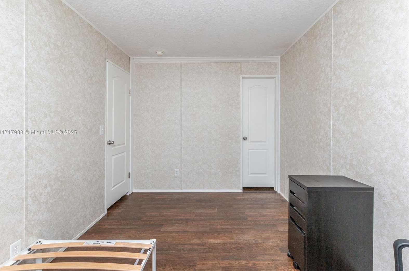 Small Image of 21661 NORTH WEST 8TH CT, Pembroke Pines Number 7