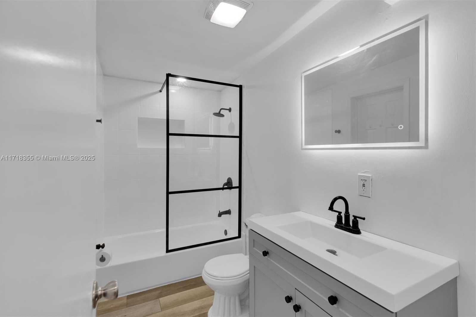 Small Image of 649 NORTH WEST 24TH AVE, Fort Lauderdale Number 26